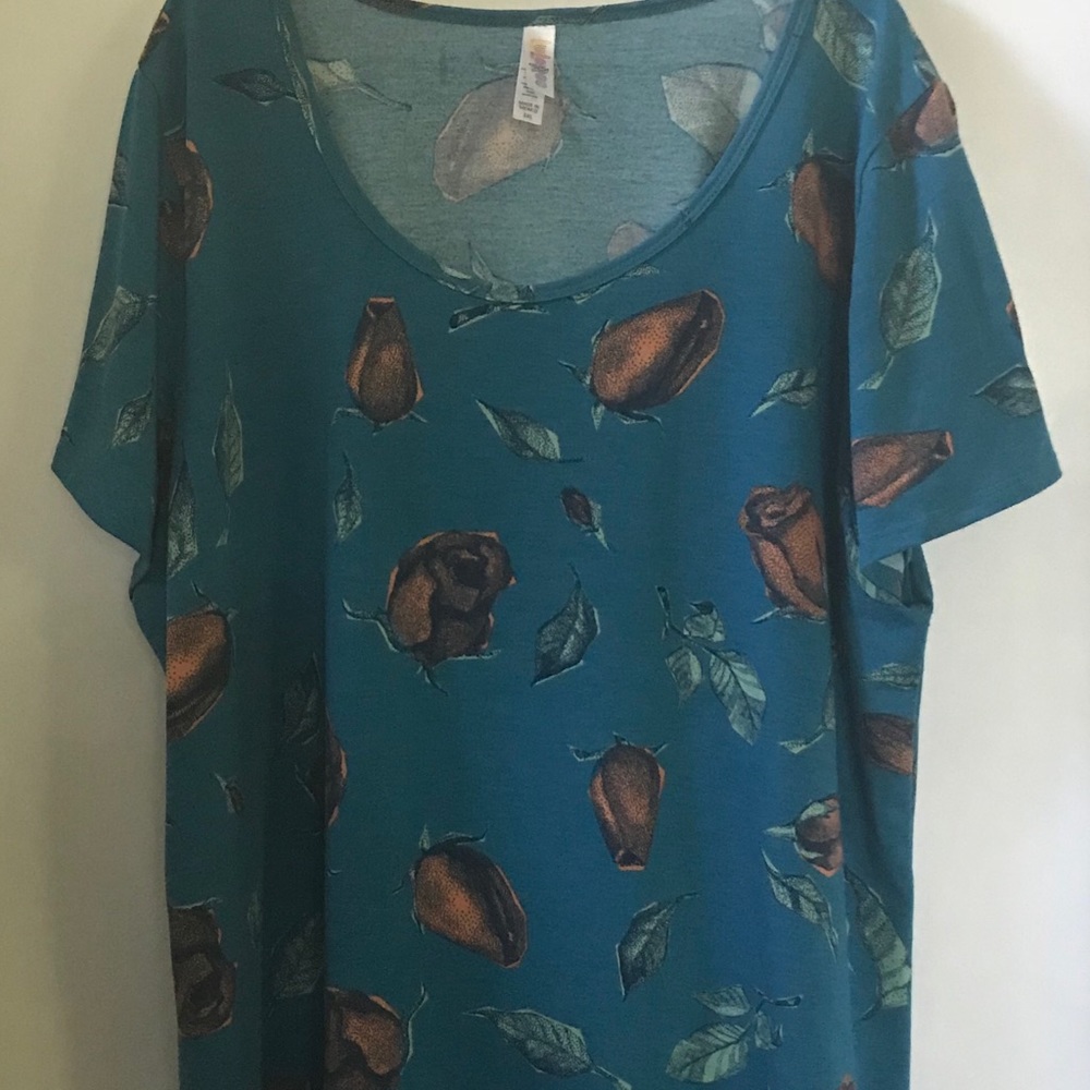 LuLaRoe 3x Classic T